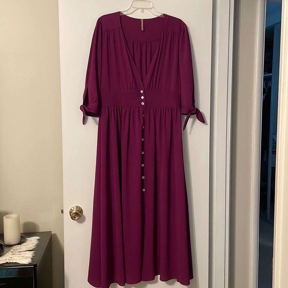 Paolino Button-Up 3/4 Tie-Sleeves Maxi Dress.